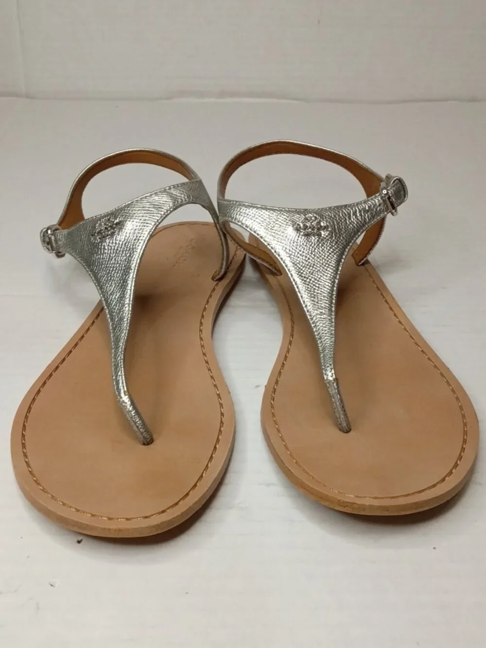 Coach Cheyanne Silver Metallic T-Strap Sandals Women's Size 8B
